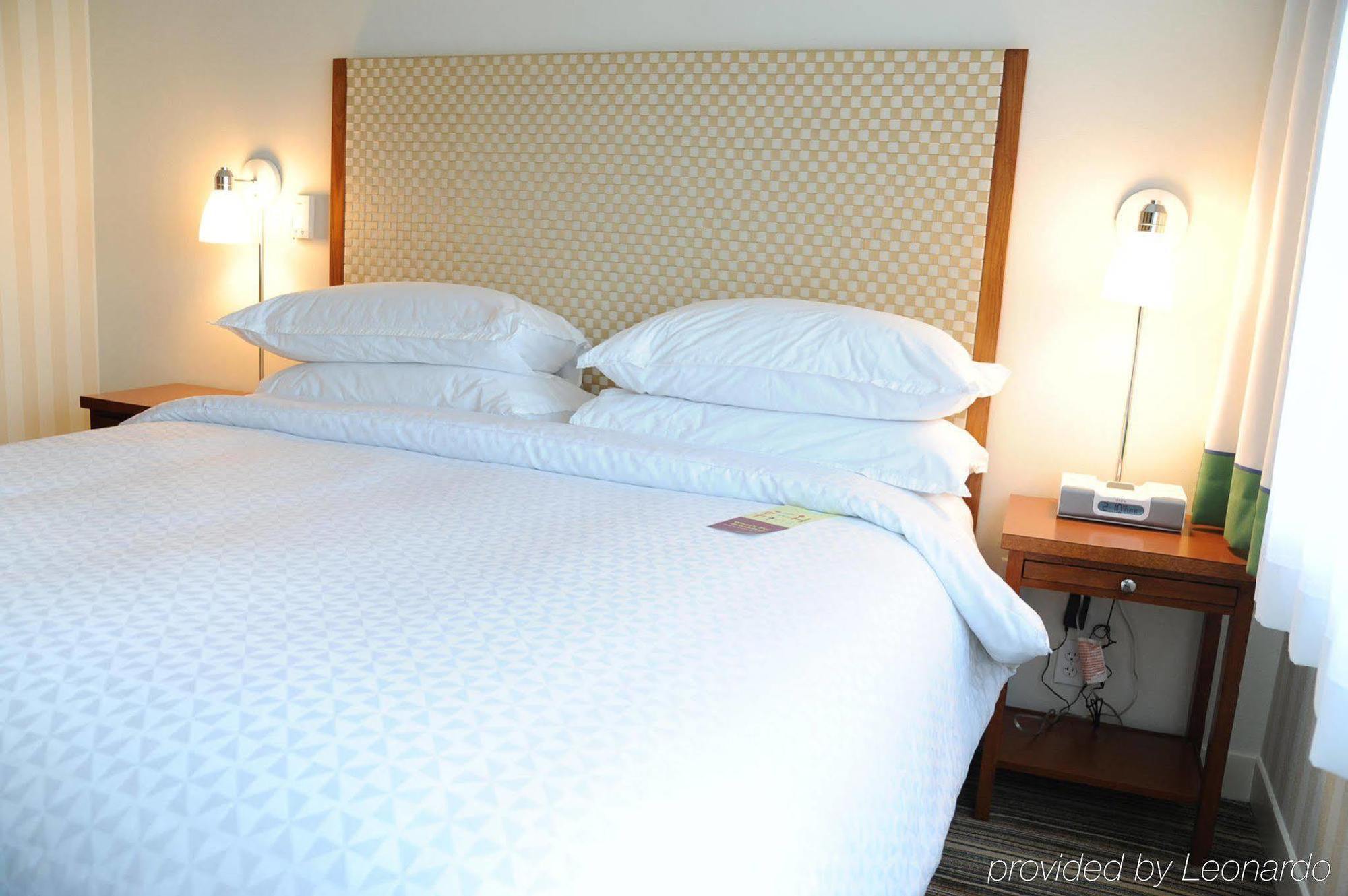 Holiday Inn Express Columbus Airport Easton Bilik gambar